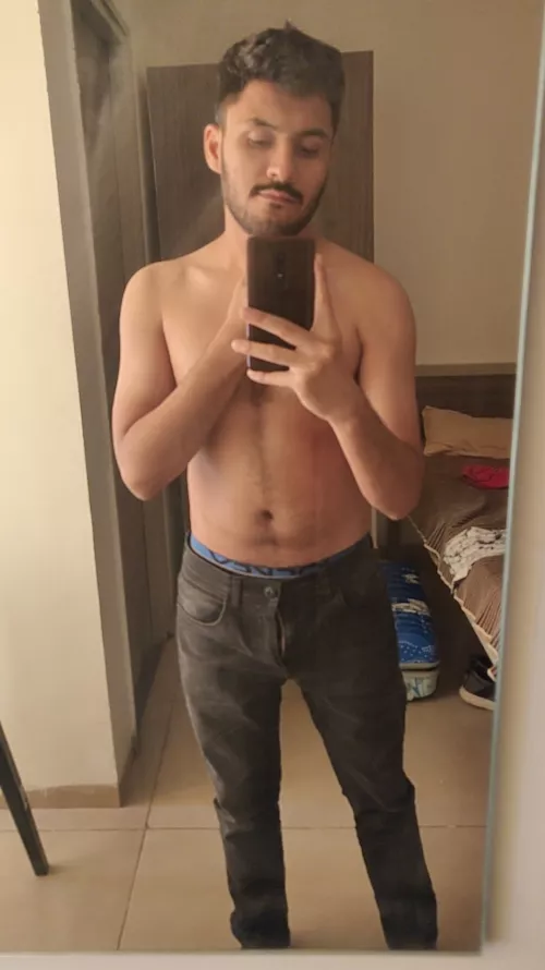 Thaught lighting was good and mirror was clean enough