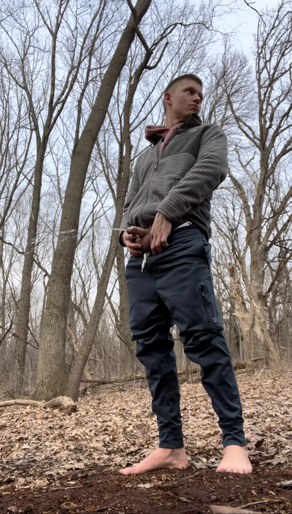 Who’s gonna drink from the tap on their knees in the woods?? 💦😈🌲