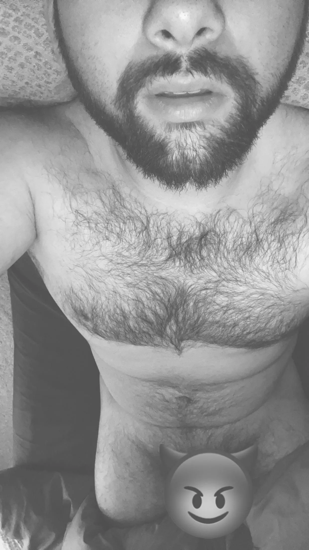 25 Hairy Latino sc: redraven289