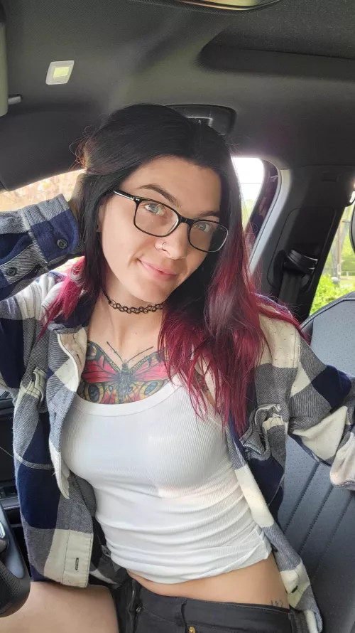 A friend introduced me to Darko yesterday so I'll be listening to Looking Glass all day