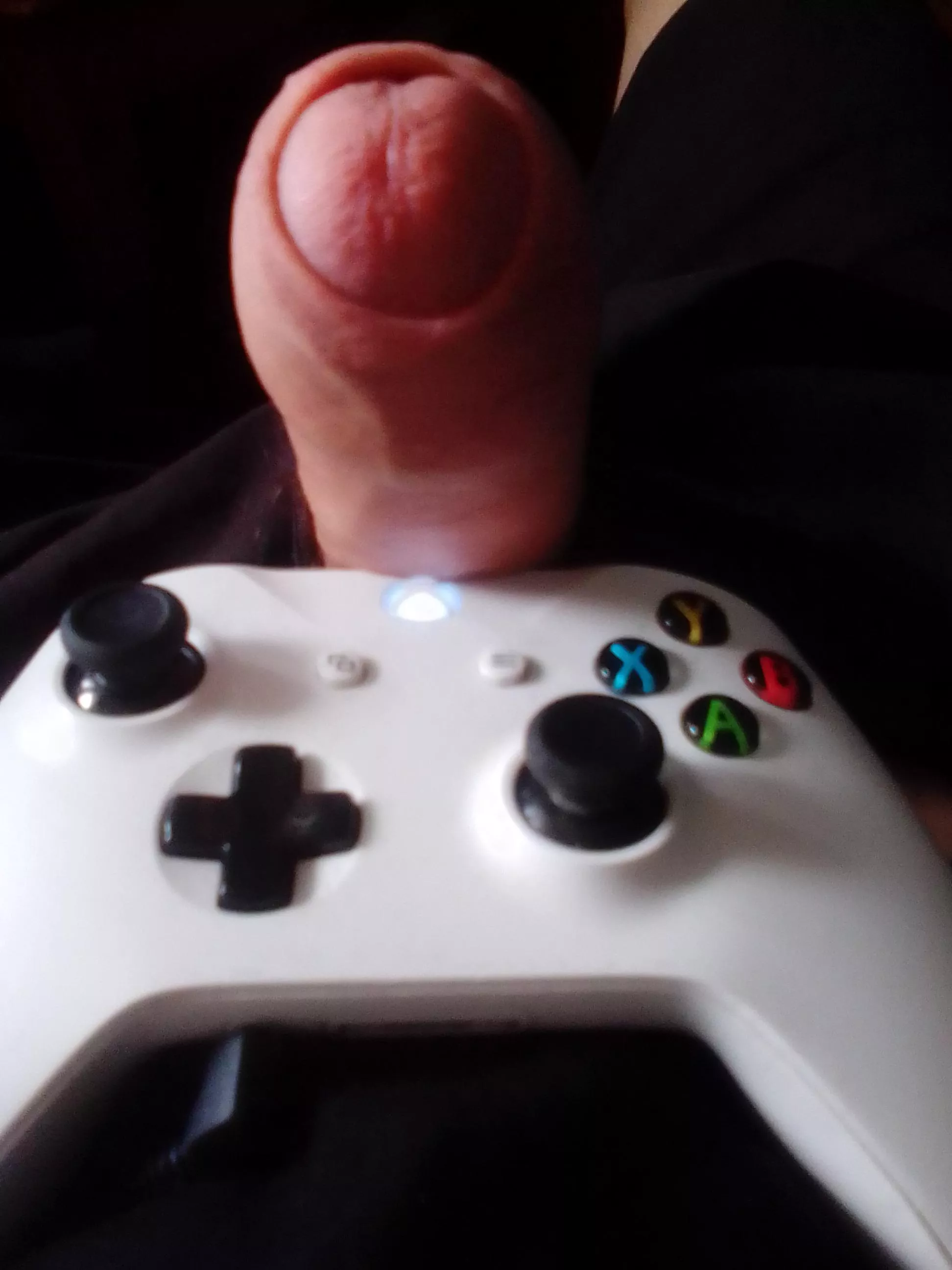 Any girls wanna go play with me