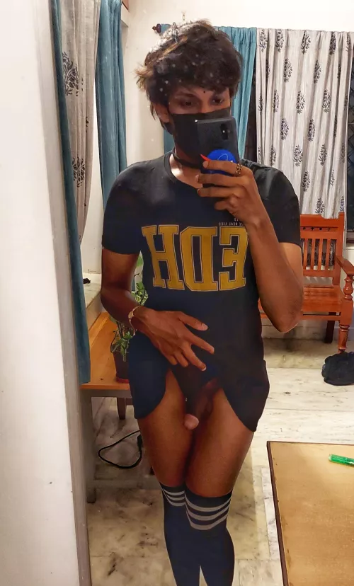 Any Love for Indian sissies here?