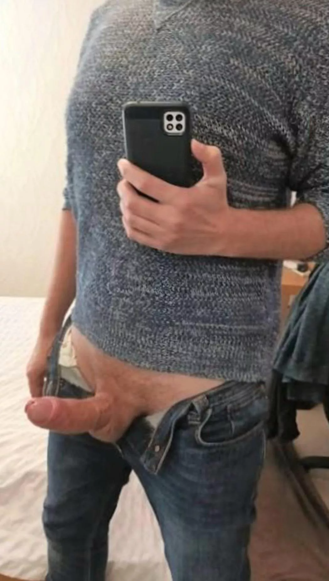 Anyone a fan of girthy guys?