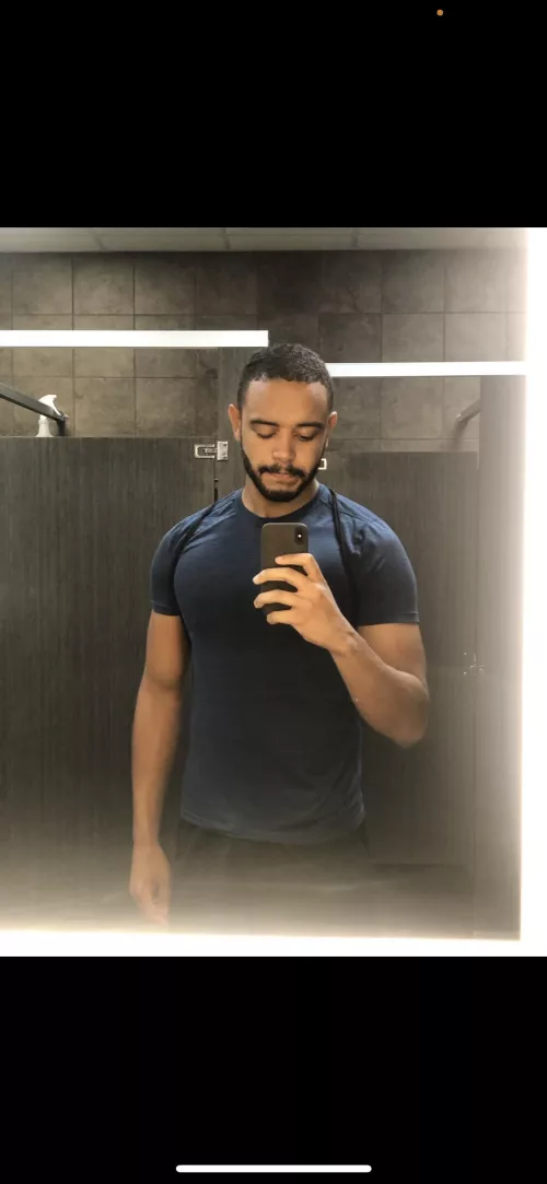 Back when the gym was closer and I had a lot more free time 🏋️‍♂️