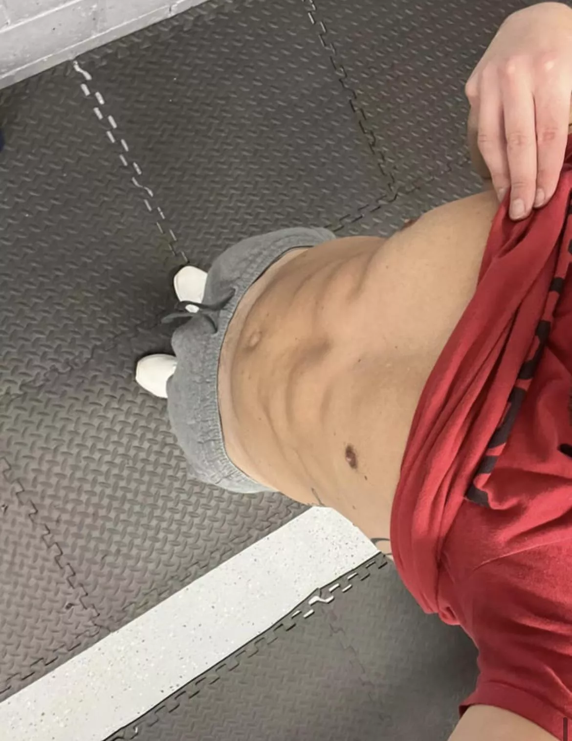 Currently accepting gy[m] buddy apps 😎