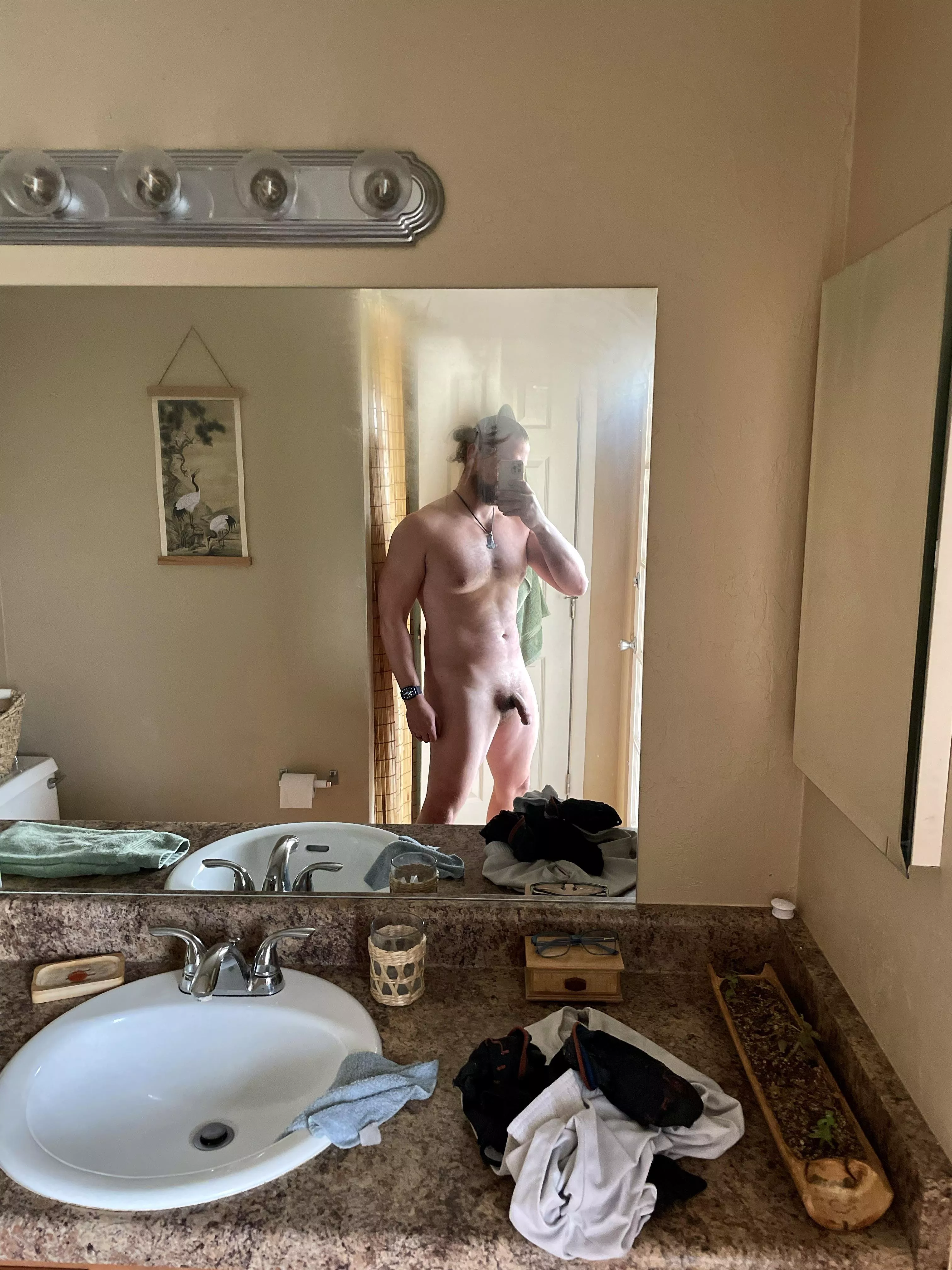 Flirting with the idea of creating an OF. Not sure if it’s worth it though