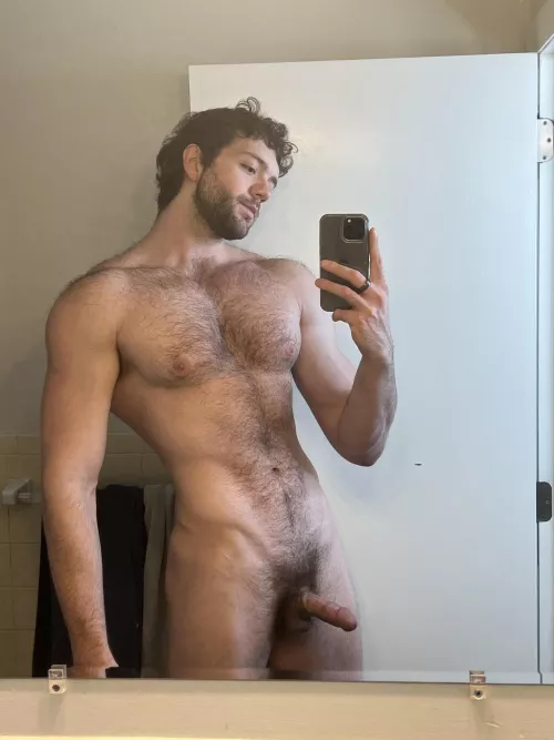 Hairy and natural tastes better 😤