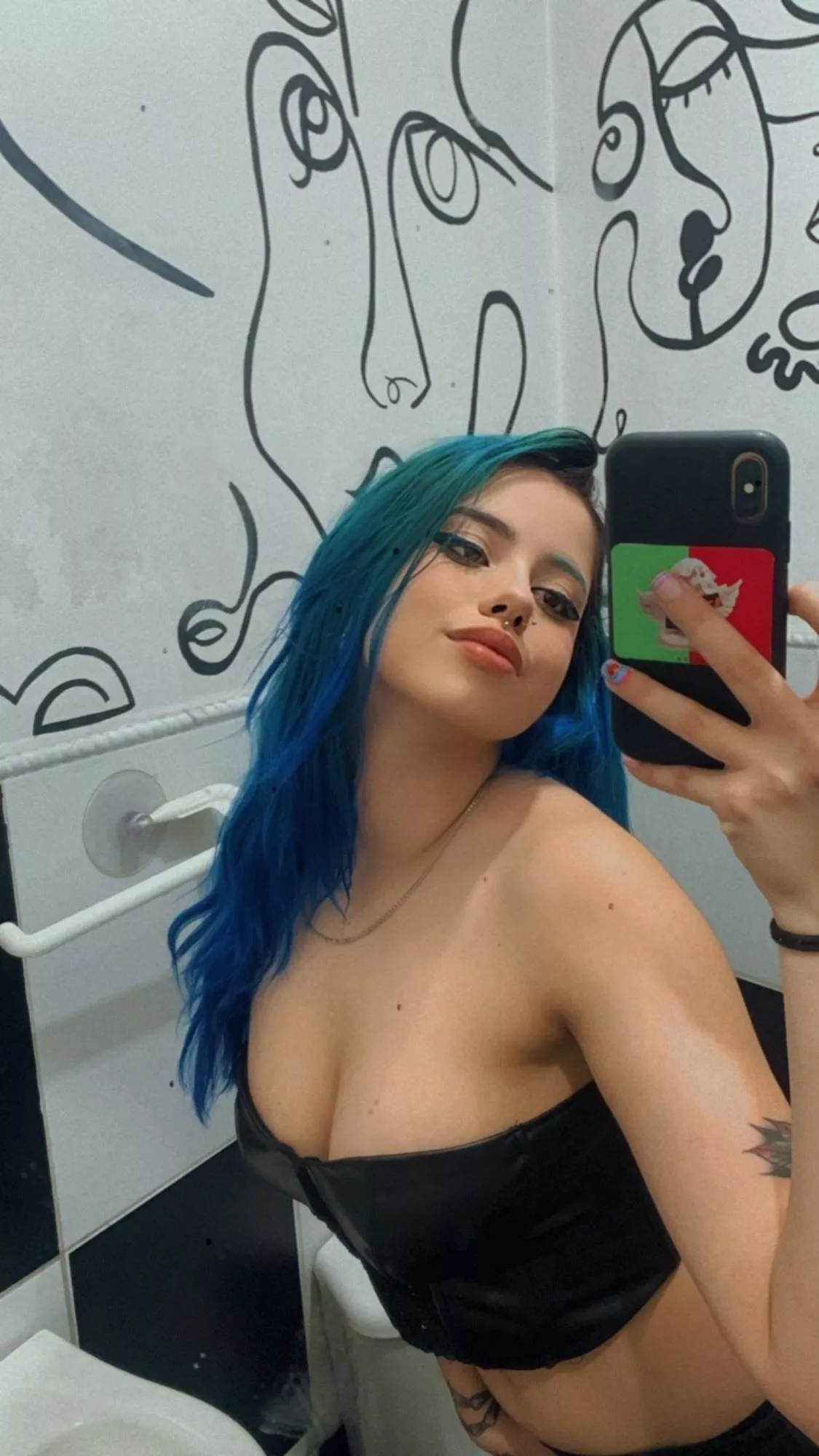 Im still fuckable even with clothes on