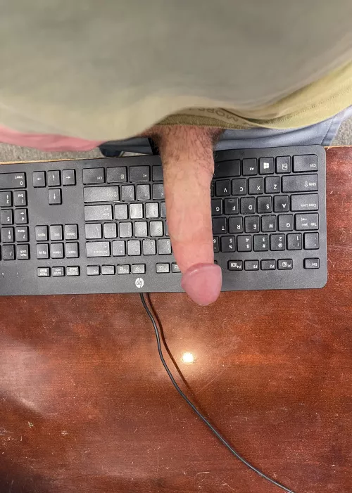 Just hanging out at work today [m30]