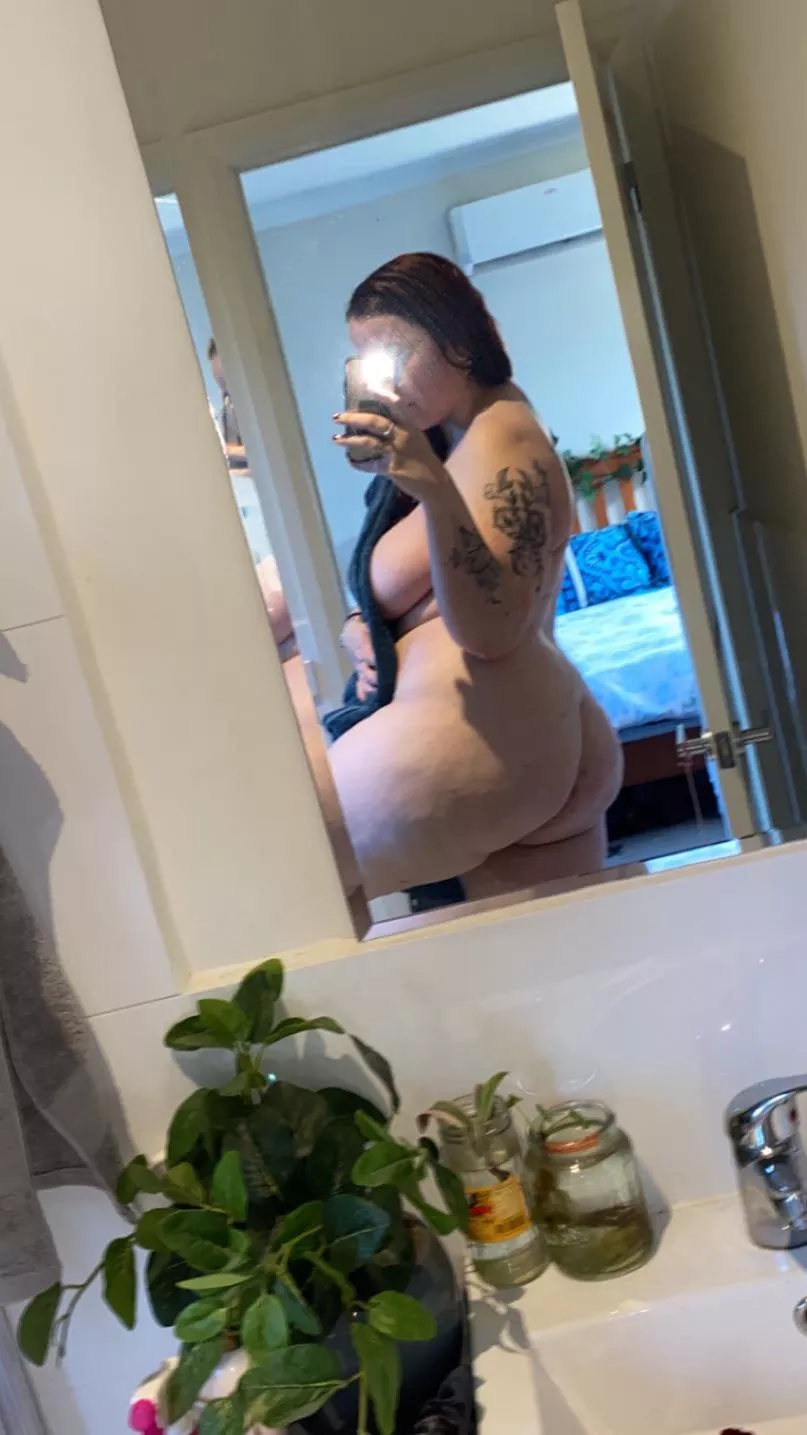 Let me sit on your face and go for a ride 👅🐱💦 (26/F)