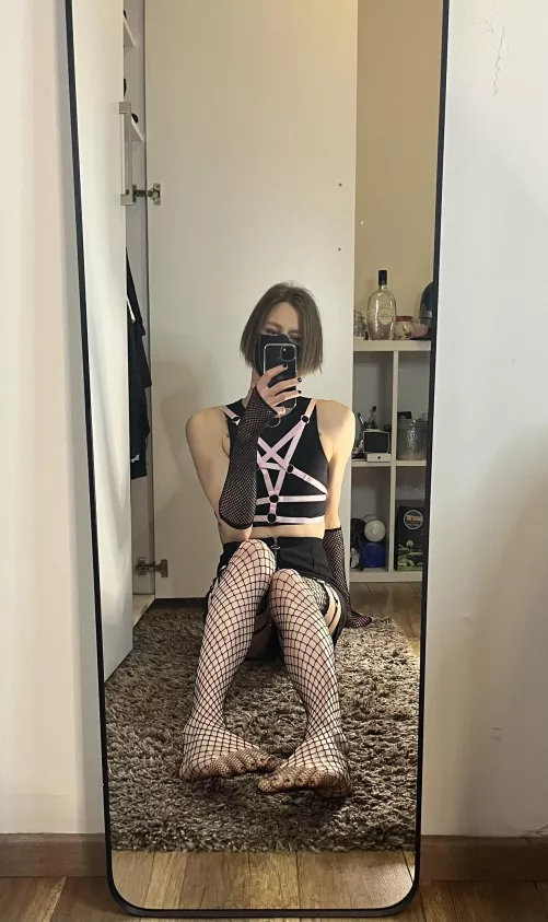 my skirt is slipping up