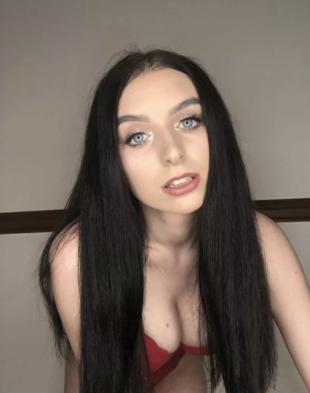 [oc] Can you keep an eye contact ?