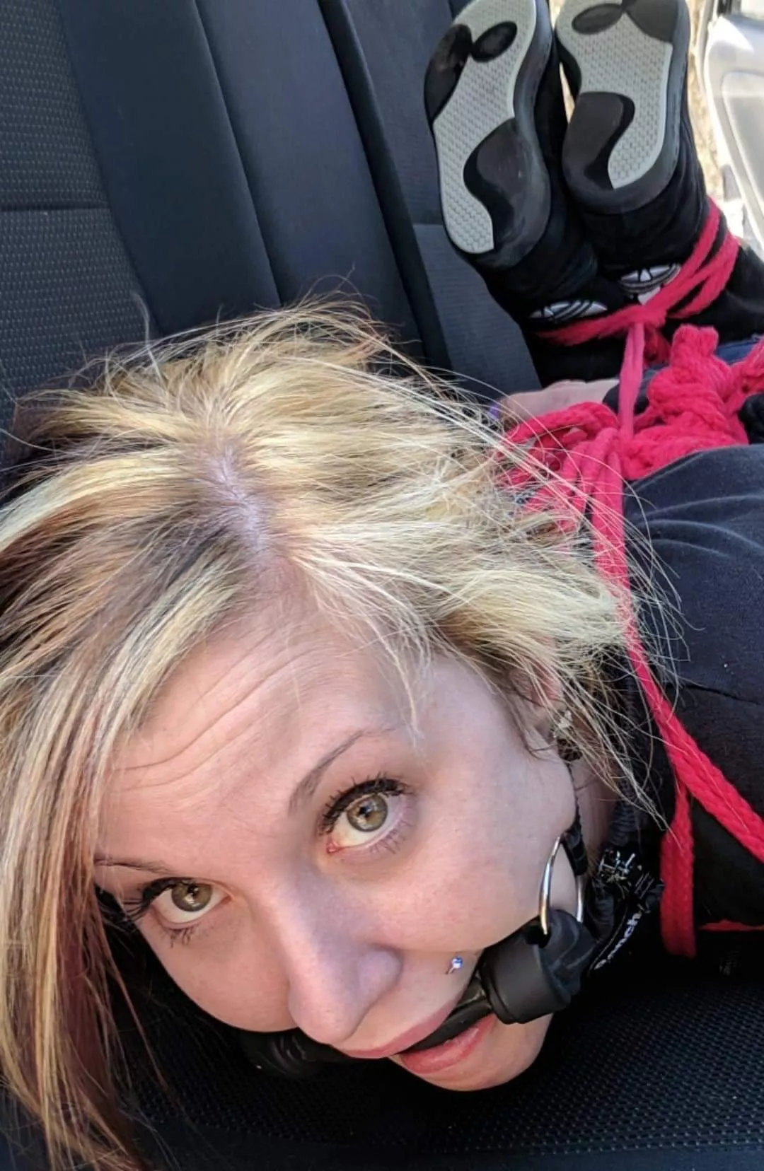 She was hogtied so tight 😂