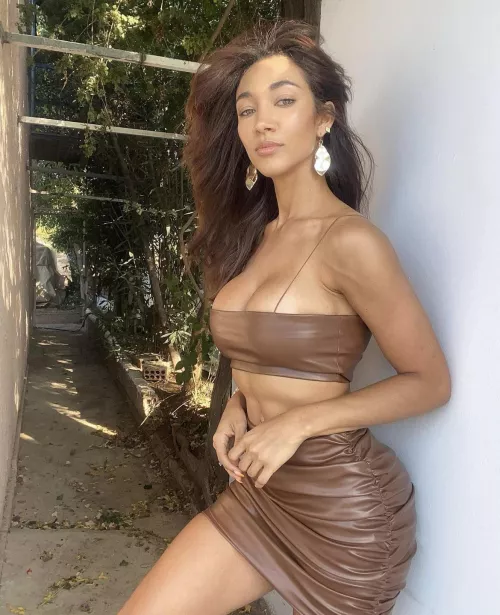 Short skirt and tiny top