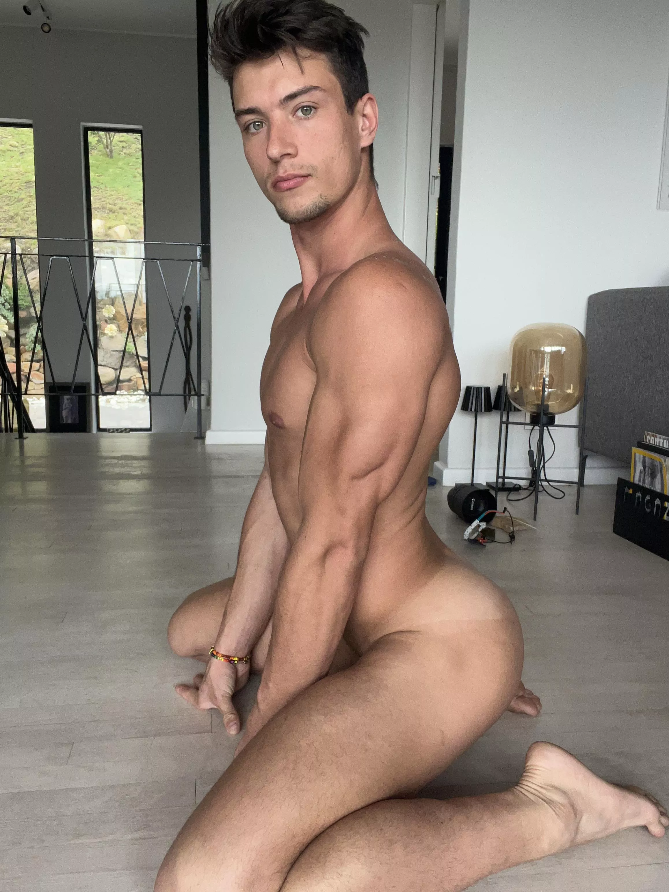 Should I turn all the way around?😏