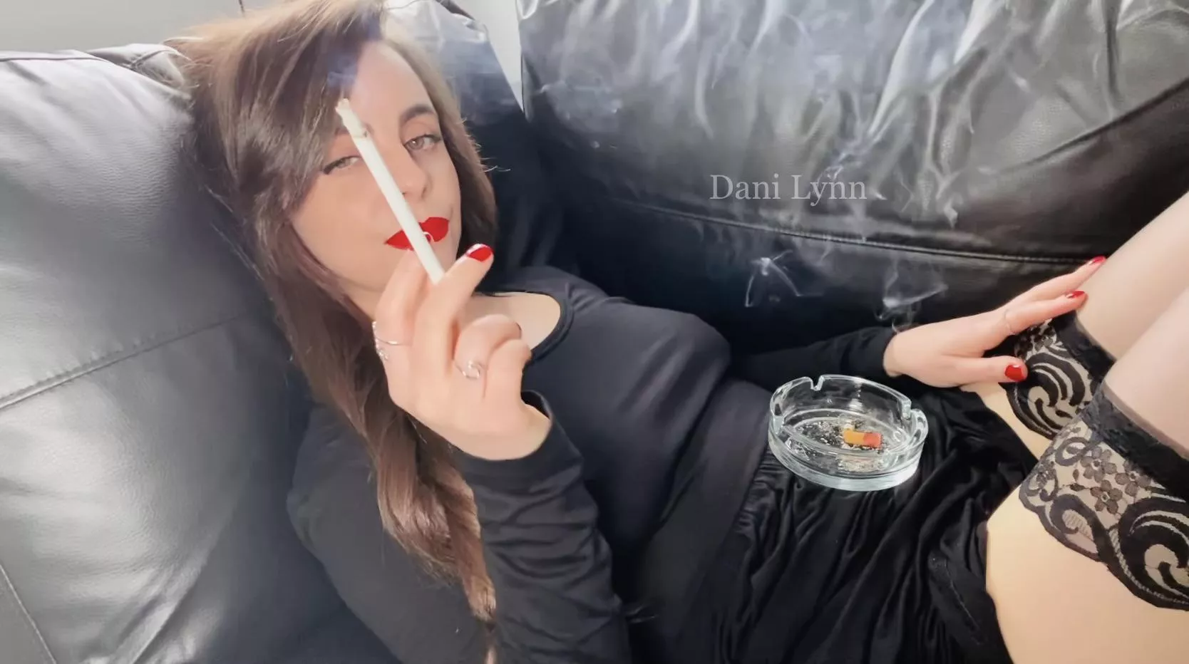 Took one hit to get in the mood, Two hits and it’s feeling good, I can’t get enough of you 💋💨💨💨