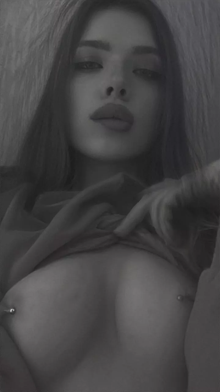 Wanna grab dinner or u wanna go straight to dessert?