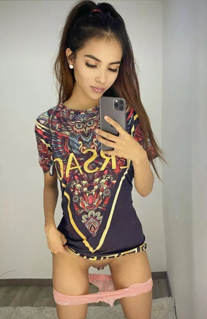 Would you fuck my mexican ass raw, papi?