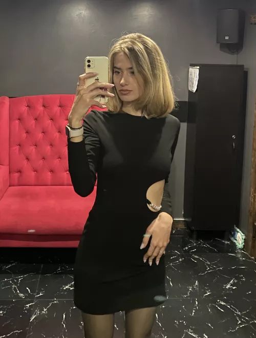 You down to just skip the date & get straight to dessert