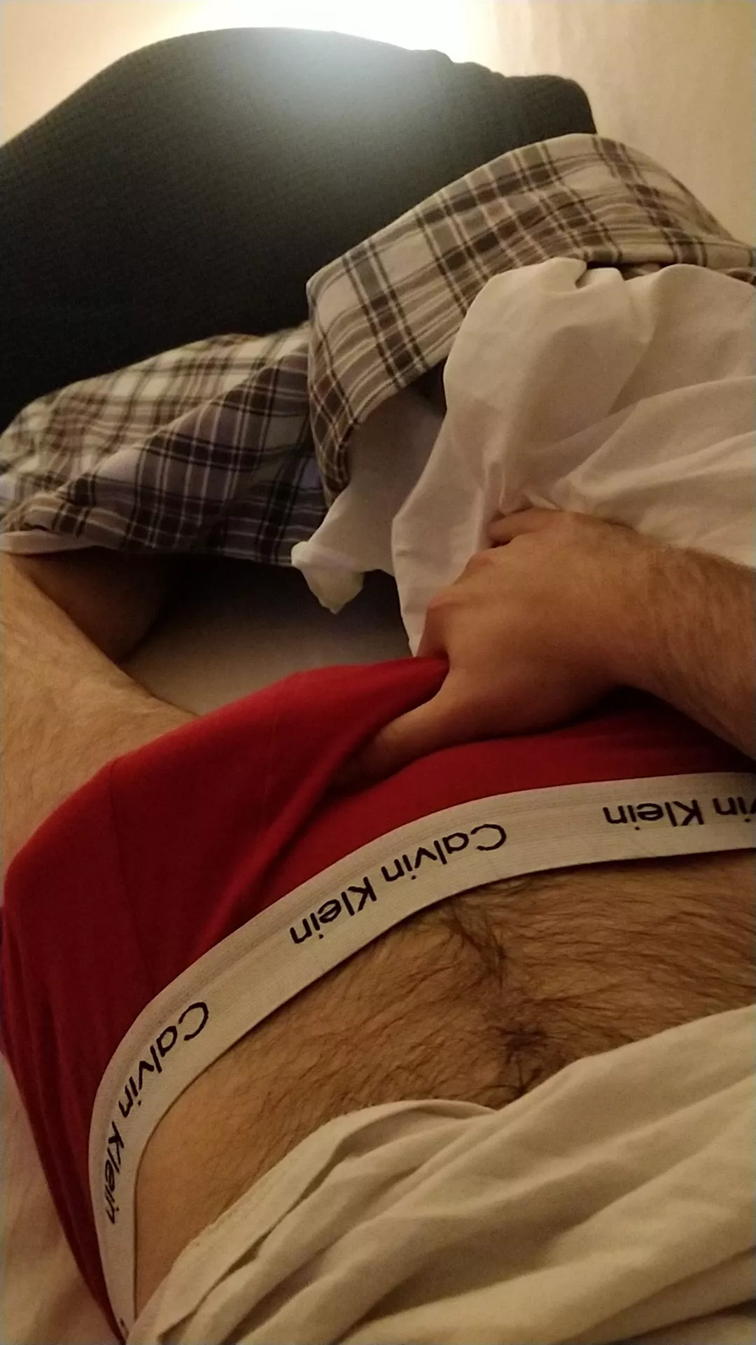 24 Italy 8inch fit hung daddy. HMU anyone 😋 Twinks++ giu237463