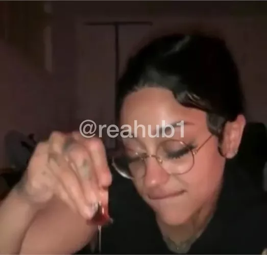 Can anyone find the sauce?