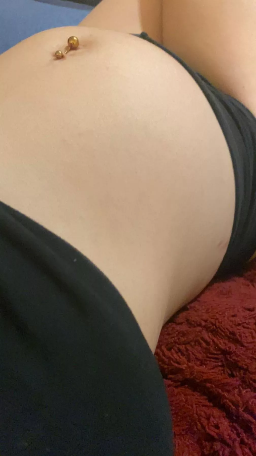 can you help this single mom cum before bed 🥺