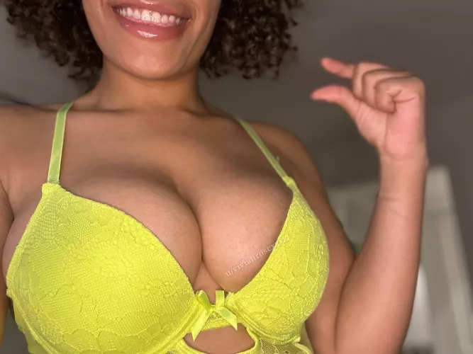 [Domme] little dicks are so funny especially micro ones 😂🤭