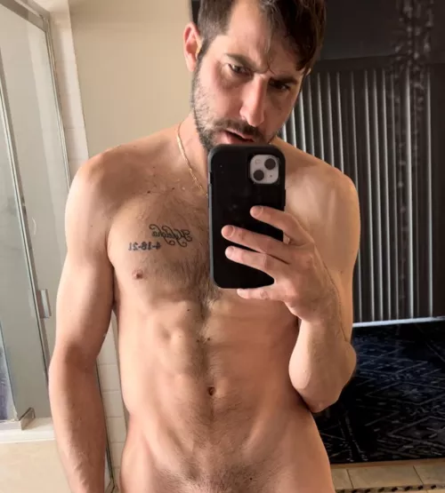 Fresh out of shower 🚿 I hope this is ok 💕