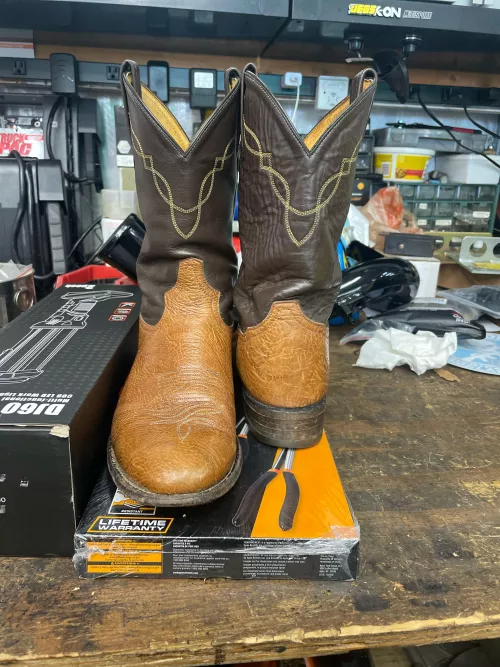 I need help to get these crease marks off can anyone help?