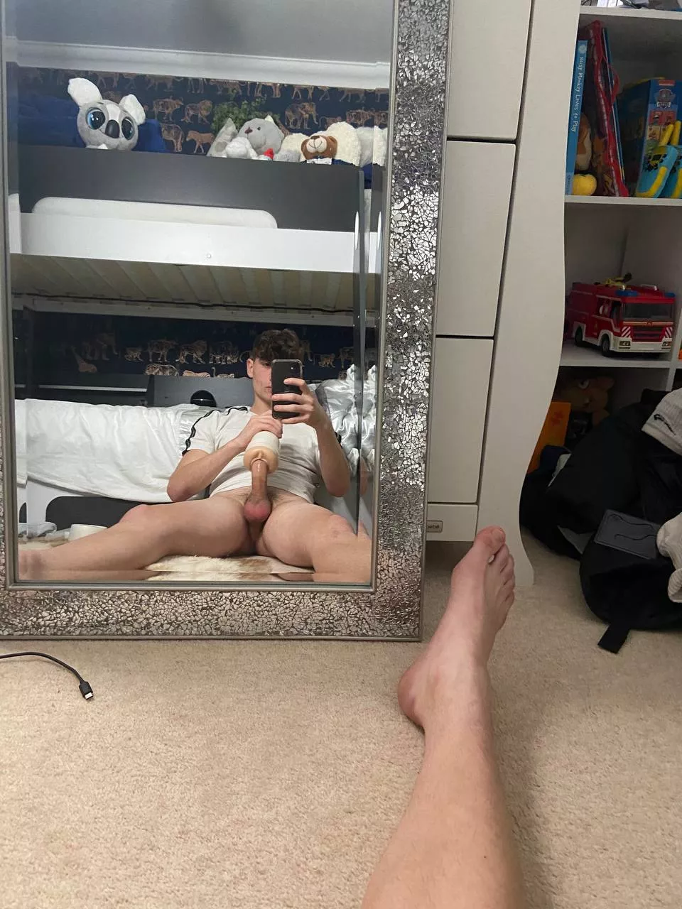 I'm just enjoying my new toy 👀😏