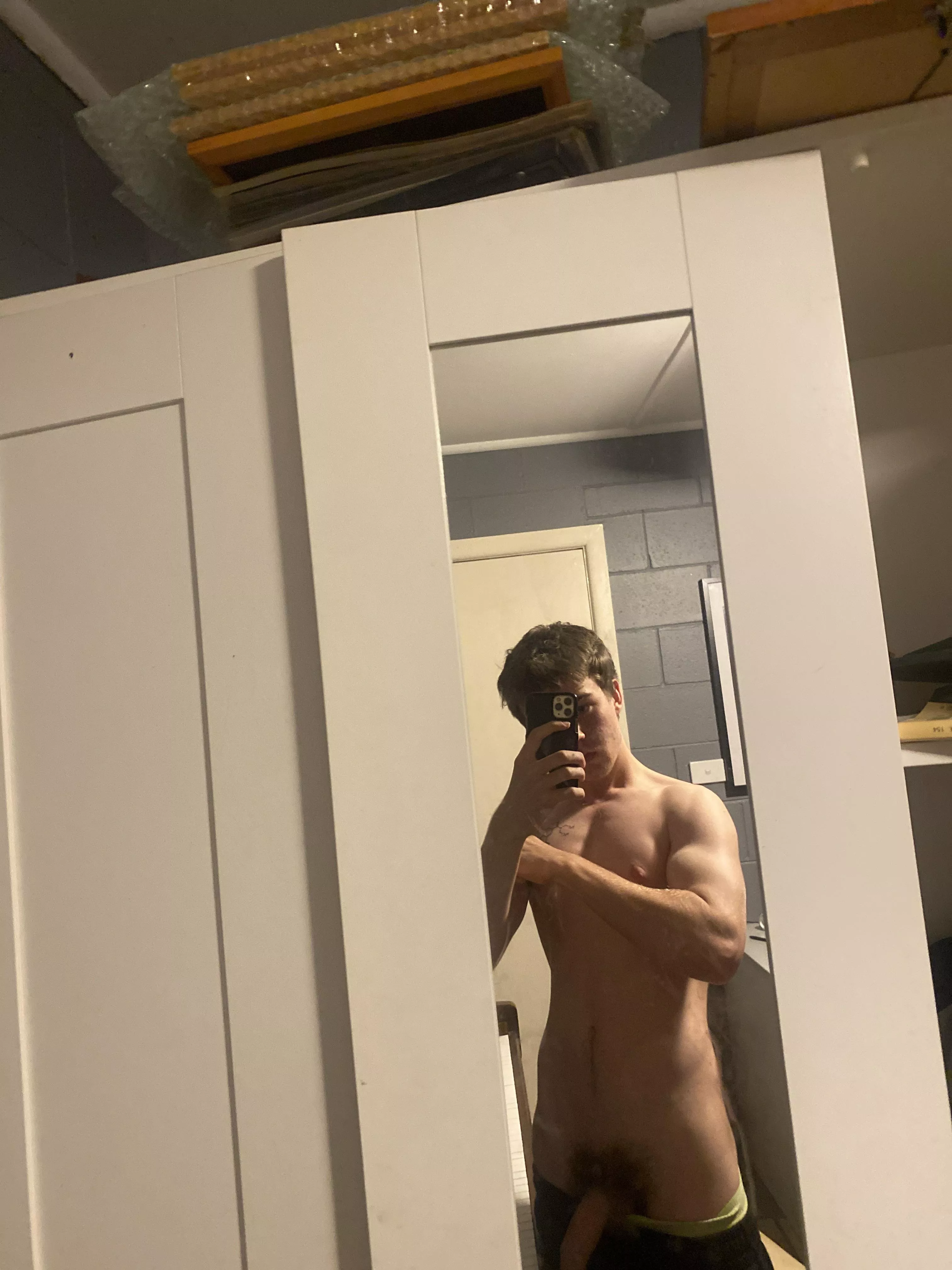 Quick flex... would you rather see it hard?