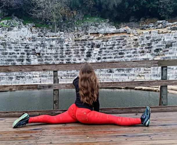Splits at ancient ruins