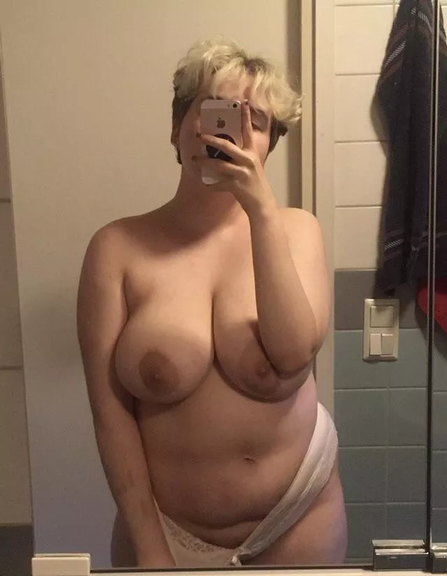 Take off my panties and suck my t-dick