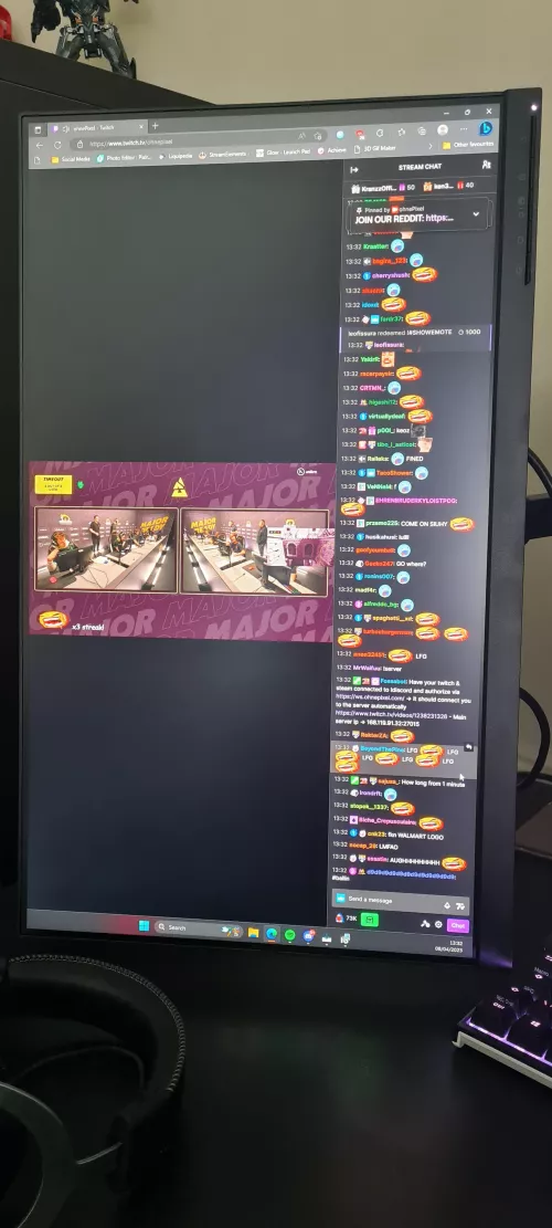 Twitch View for Vertical Monitors?