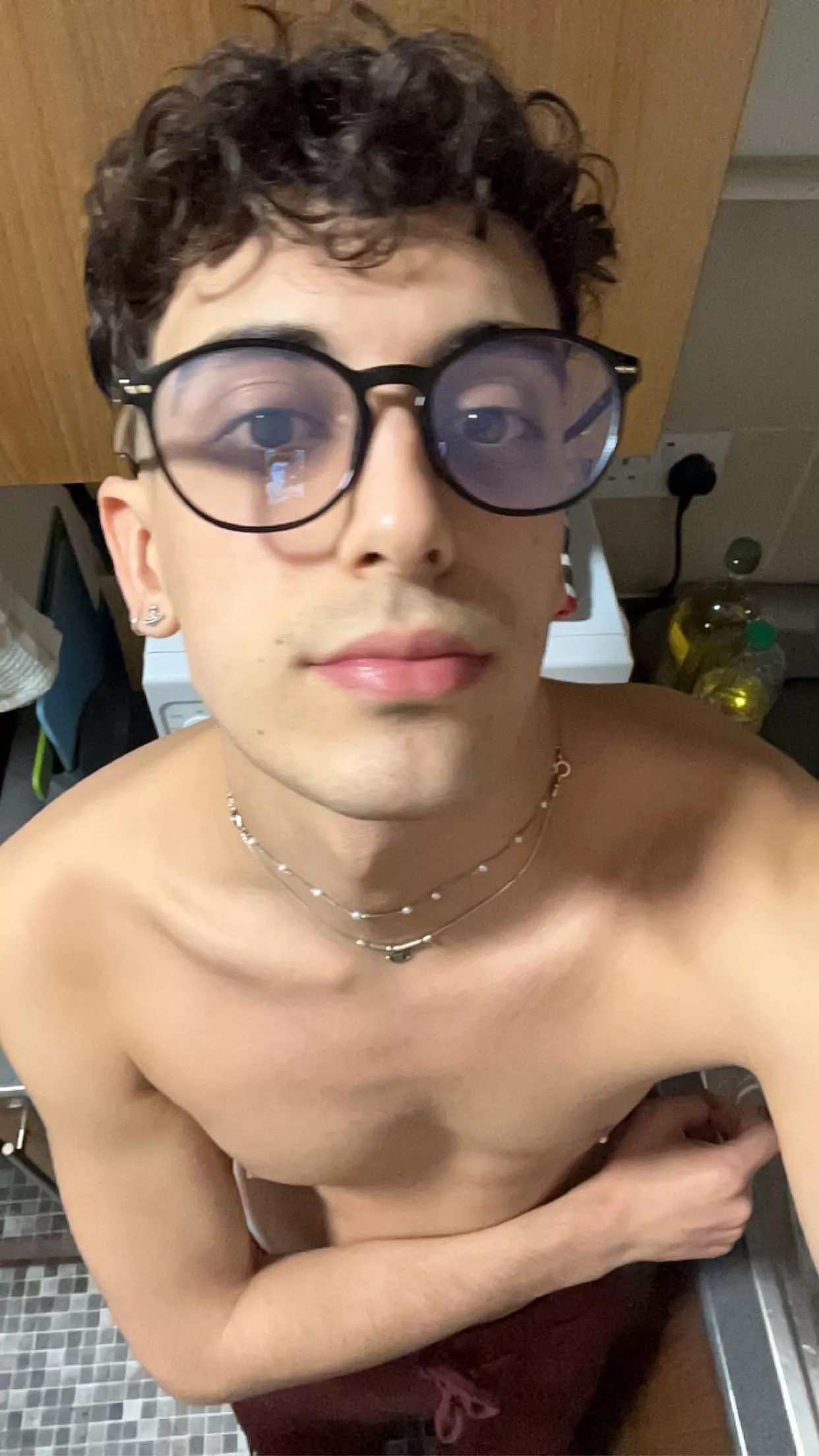 any dads wanting to look after a son? 🥺