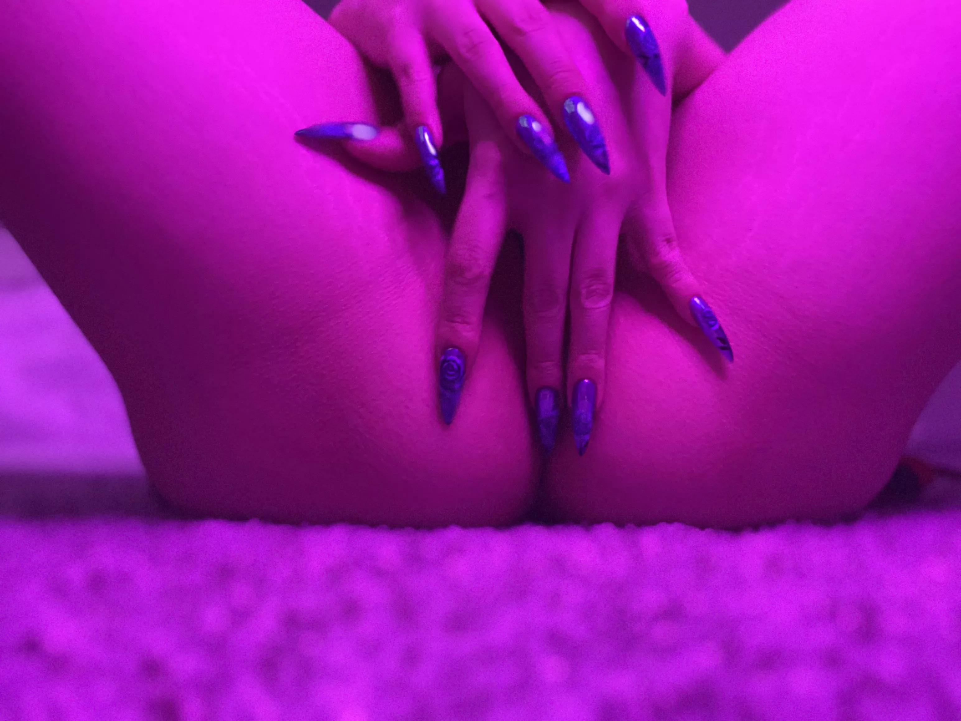 Do you appreciate long claws?