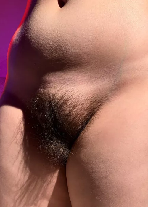 Do you want to rub your nose against my fluff?