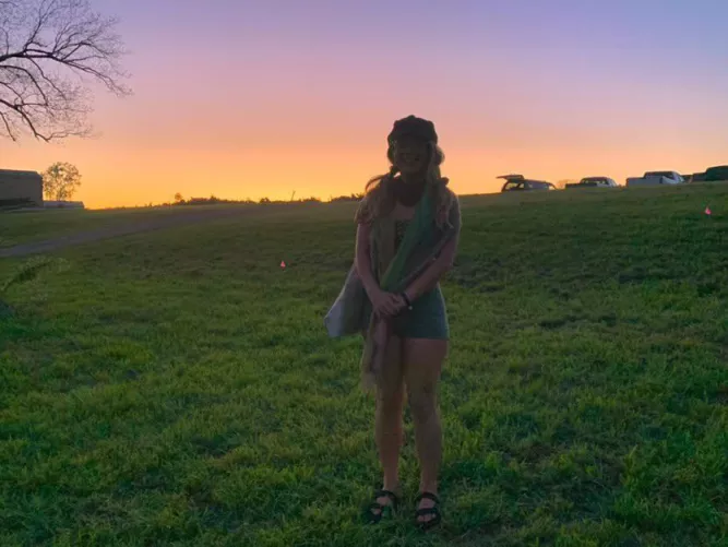 dreamy spring sunsets >