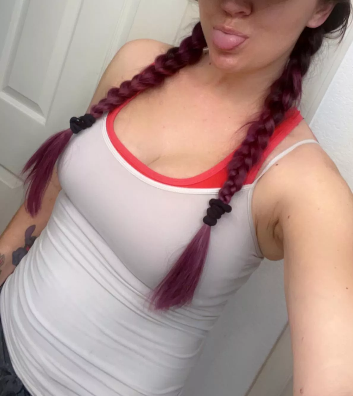 Handle bars for gripping