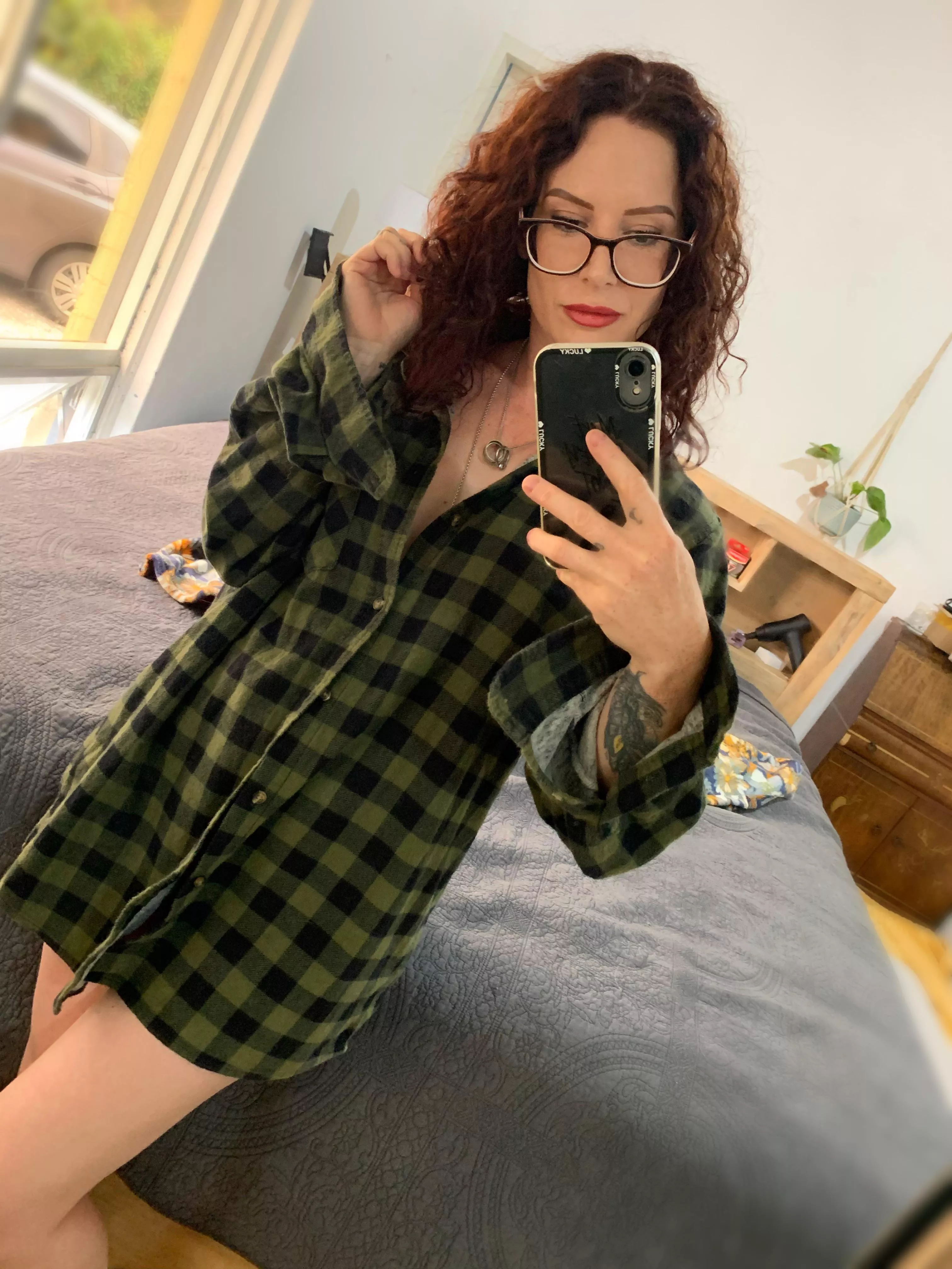 Having a lazy Easter Sunday [F37]