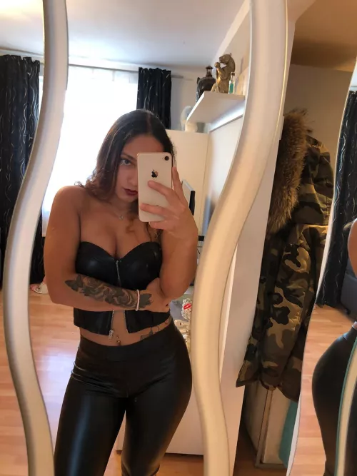 I know you like my outfit