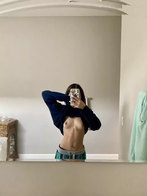 I need my holes satisfied 🥺