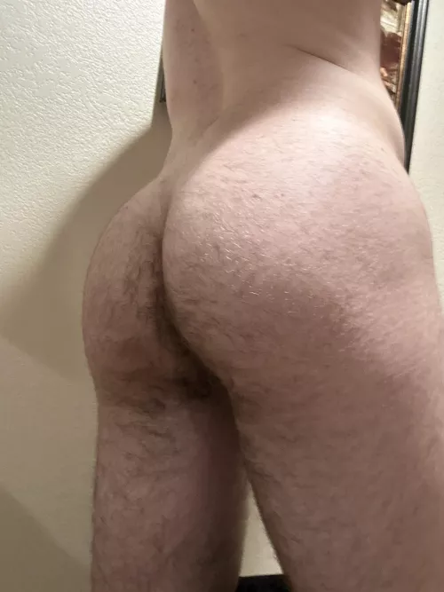 I’m not really sure how to take nudes. Any tips?