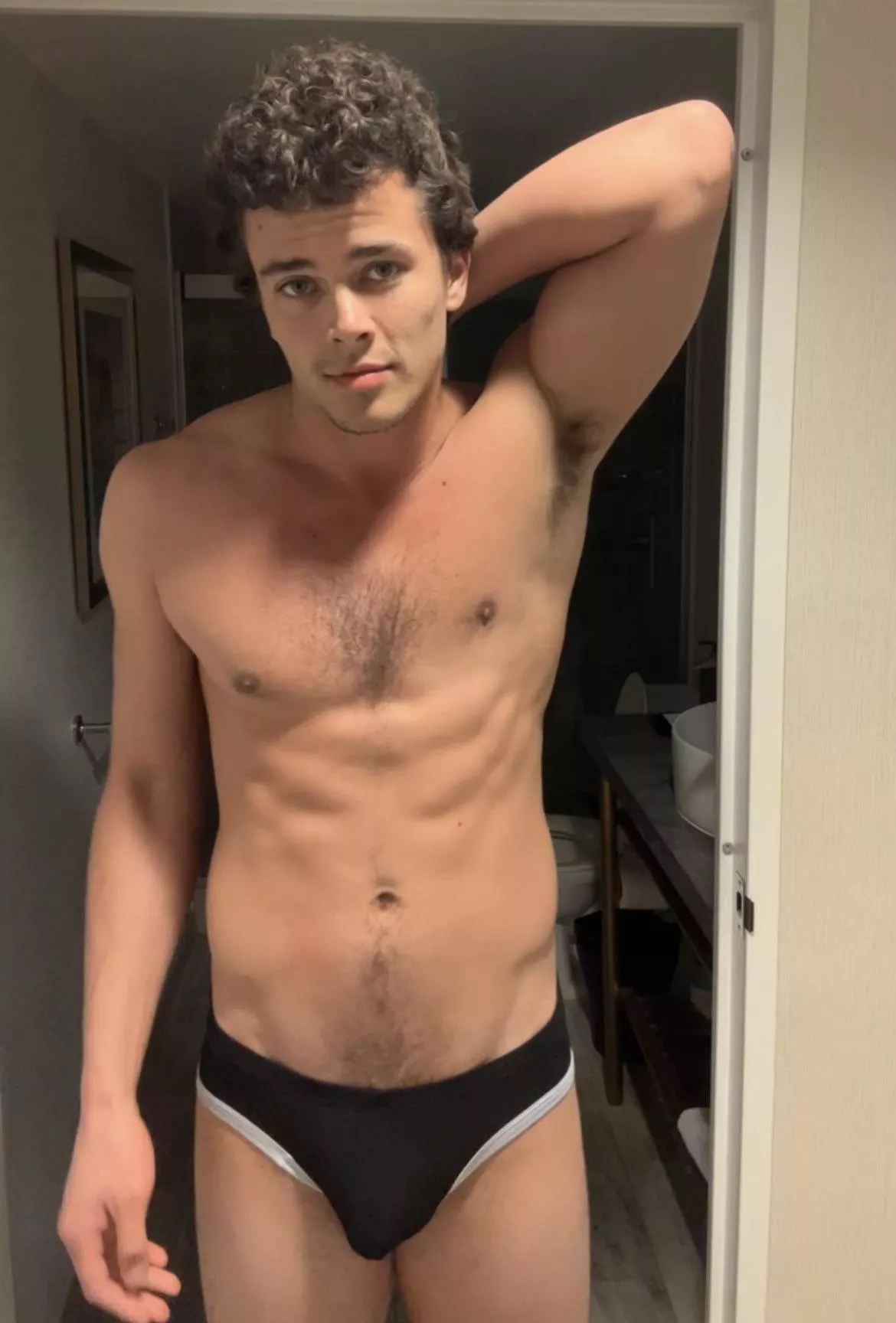 Leave comments about what youd do to me that I can cum to later