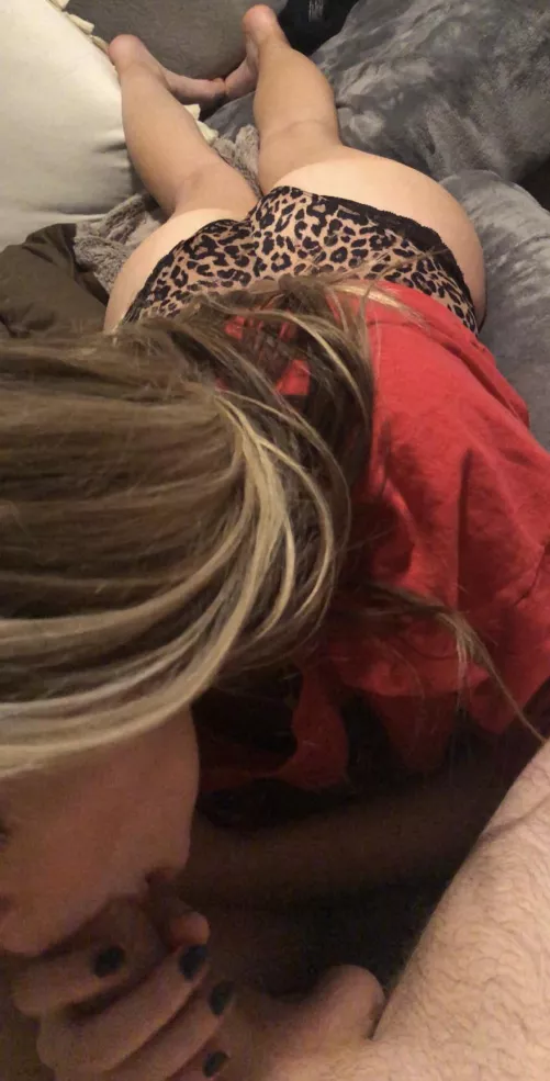 Saturday nights vibe 😋😘