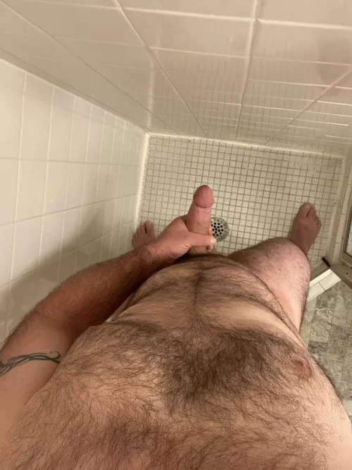 Stroking to mombod. Any love for dadbod.