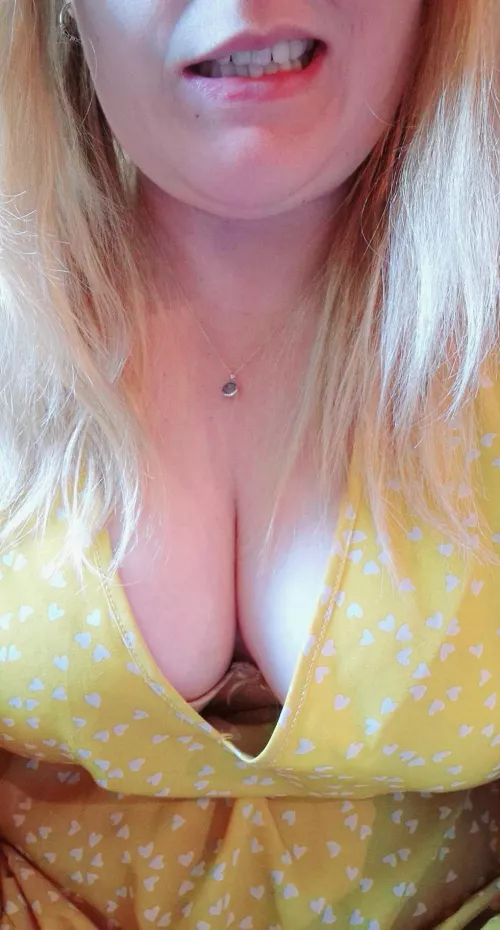Too much cleavage for work? 😇