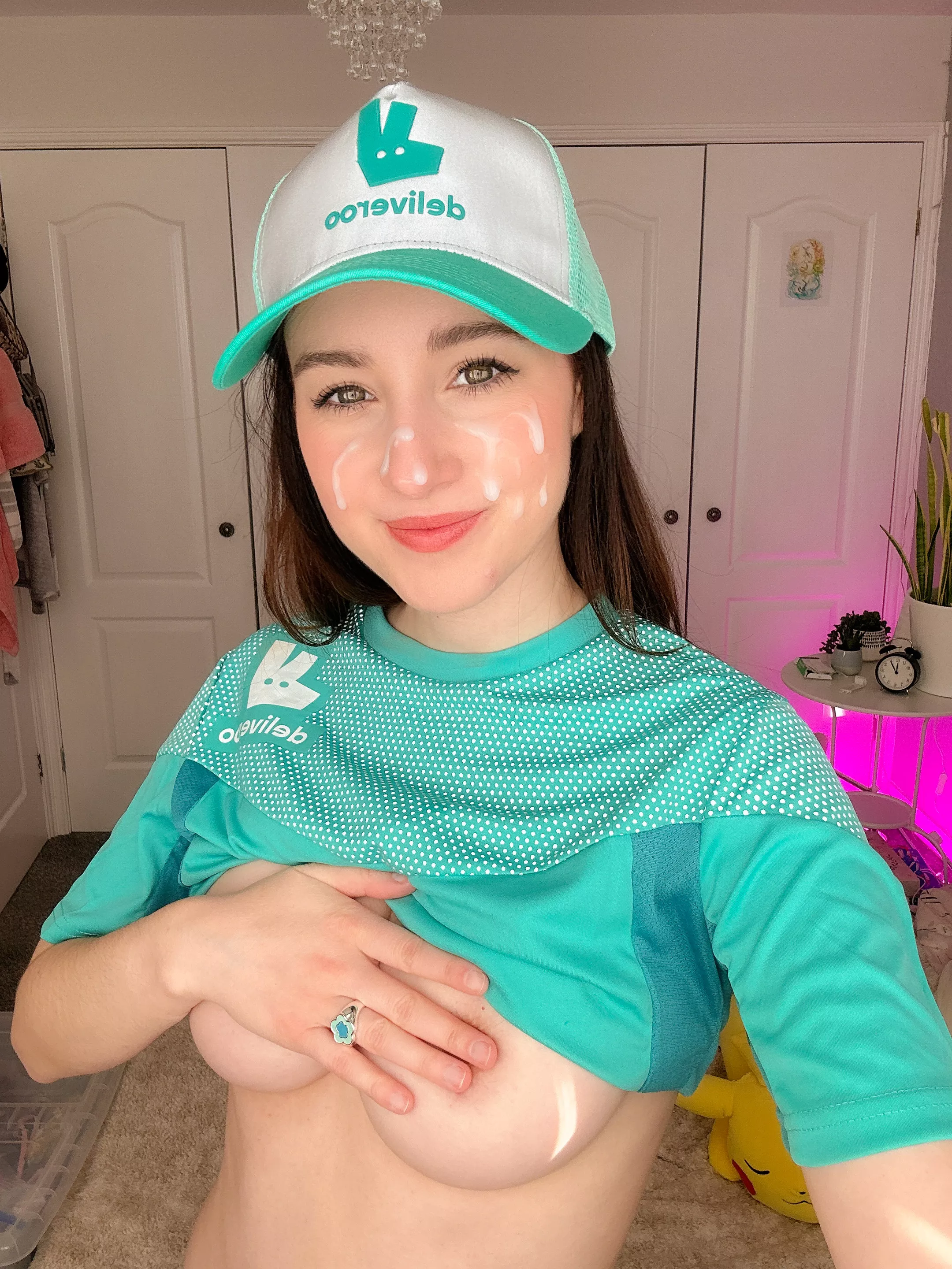 Want to replace my hand with your face?