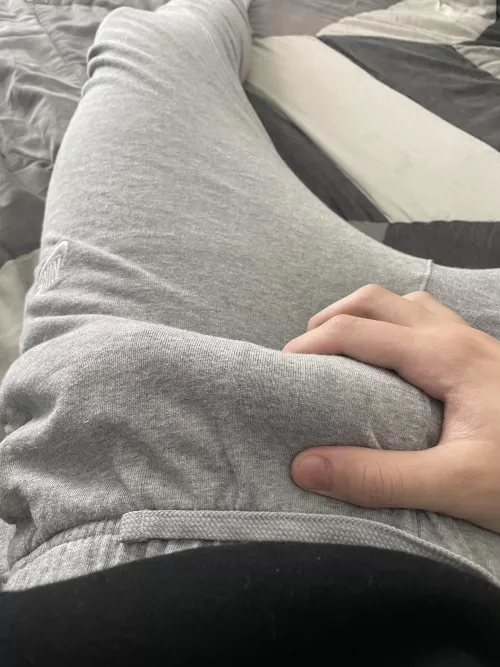 Who likes gray sweats