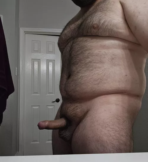 Buzzed and horny. Looking for a hand.